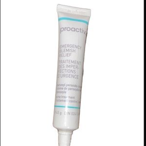 *NEW* proactiv®️ Emergency Blemish Relief